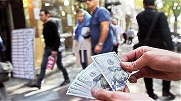  دولت اجازه ارزان‌تر شدن قيمت دلار را نمي‌دهد