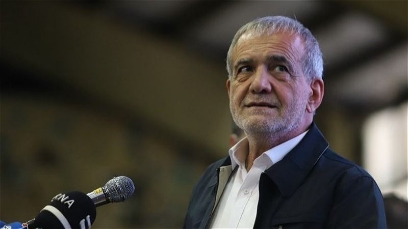  فکر نان باش که خربزه آب است!