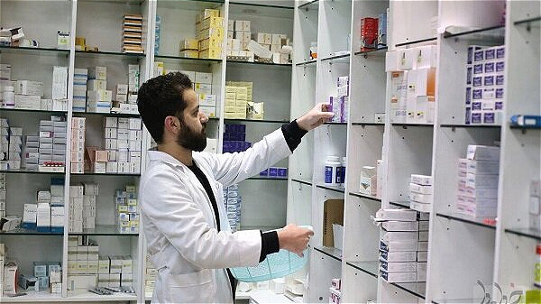صنعت دارو روي لبه تيغ