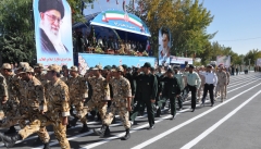 هفته دفاع مقدس آبروی نظام جمهوری اسلامی است