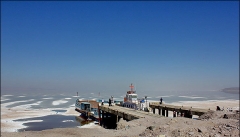 دریاچه ارومیه چشم انتظار بازگشت به روزهای پر آب