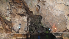 بهره برداری از پتانسیل غارهای استان باید در چهارچوب  ضوابط صورت گیرد
