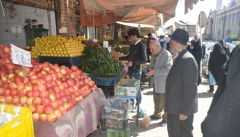 لزوم ساماندهی جایگاه های عرضه میوه شب عید در  آذربایجان غربی