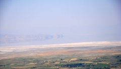 کشاورزان اطراف دریاچه ارومیه یارانه بگیرند تا کشت نکنند