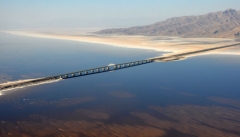 توافق بر اصلاح جاده میان گذر دریاچه ارومیه