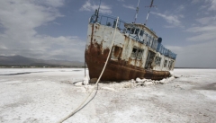 حیات کم رمق دریاچه ارومیه هرسال غمبارترمی شود