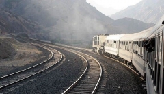 دولت به حرکت لاک پشتی احداث راه آهن ارومیه پایان دهد
