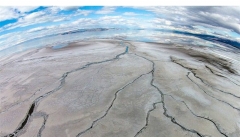 تخلیه خروجی غیراستاندارد فاضلاب های صنعتی و انسانی در دریاچه ارومیه