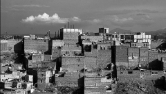 ساخت و سازهای غیرمجاز حاشیه نشینی را در استان رقم می زند