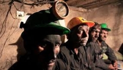 مردم آق‌دره حداقل باید از حق کارگری معدن  بهره مند شوند