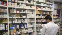 عدم پرداخت مطالبات بیمه ای داروخانه‌ها سلامت مردم را تهدید می کند