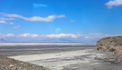 مسئولان احیاء دریاچه ارومیه را به بازی سیاسی  تبدیل کرده‌اند