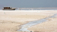 عزم راسخ مسئولان برای خشکاندن دریاچه ارومیه