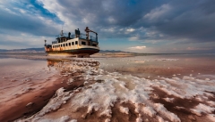 چه کسی نمی داند خشکی دریاچه ارومیه یعنی مصیبت عظیم ملی