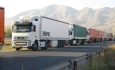 کامیون‌ها در مرز بازرگان به دلیل مطالبه غیرقانونی  گمرک  متوقف شده اند