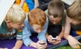 خطر پنهان اینترنت برای دانش آموزان و نوجوانان