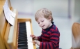 امیدآفرینی در موسیقی کودک مورد توجه قرار گیرد