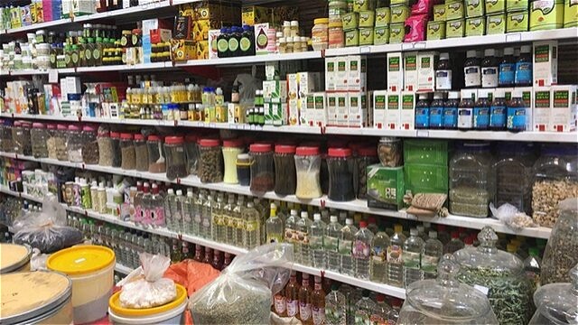 عطاري‌هاي مجاز و غيرمجاز، قرص‌هاي غيرقانوني را از کجا مي‌آورند 