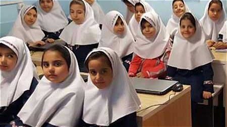 نجات کودکان از بمباران خوراکي‌هاي رنگارنگ