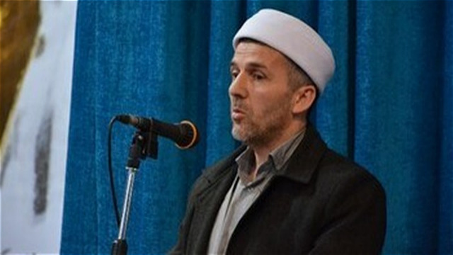 ديدار مسئولان با مردم به افزايش رضايتمندي کمک ميکند