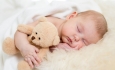 کودک خود را قبل از تندخویی و خستگی شدید بخوابانید