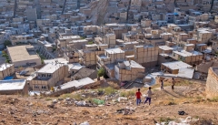 رشد سکونتگاه‌های غیررسمی و حاشیه‌نشینی در آذربایجان‌غربی باید کنترل شود