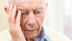 علائمی از آلزایمر که ربطی به حافظه ندارند