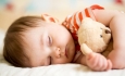 وابستگی کودک به عروسک نشانه چیست