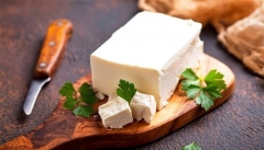 ۵ نشانه‌ ای که می‌گویند نباید پنیر بخورید!