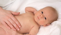 ۱۴ باور نادرست درباره تغذیه کودک با شیرمادر