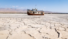 دریاچه ارومیه آخرین نفس های خود را می کشد