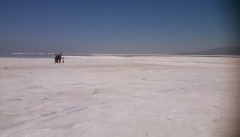 بپذیریم حیات دریاچه ارومیه رو به پایان است