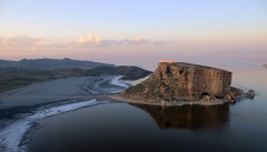 احیای دریاچه ارومیه مطالبه جدی مردم است
