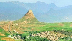 تکاب قطب گردشگری آذربایجان