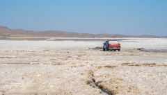 واردات آب برای احیای دریاچه ارومیه  منطقی نیست