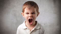 چطور با کودک عصبانی برخورد کنیم